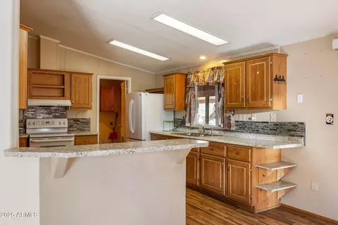 2925 Breezy Pine Dr, Overgaard, AZ 85933 photo 11