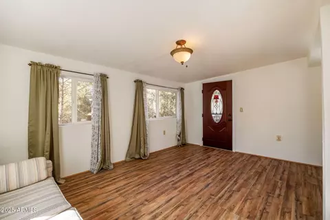 2925 Breezy Pine Dr, Overgaard, AZ 85933 photo 7