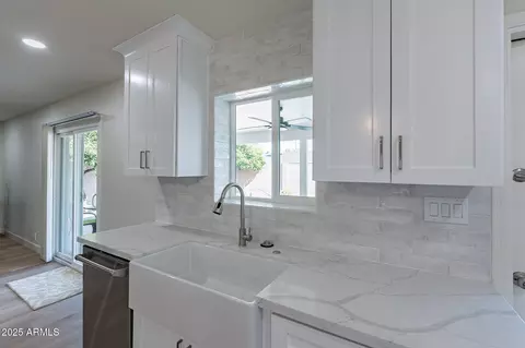 2176 E Apollo Ave, Tempe, AZ 85283 photo 14