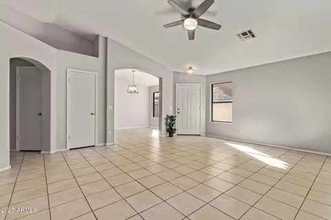 Living - 3232 E Hononegh Dr, Phoenix, AZ 85050 photo 2 of 3