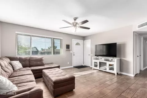 9134 E Gary Ln, Mesa, AZ 85207 photo 3
