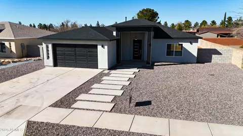 Exterior - 2016 E 13th St, Douglas, AZ 85607 photo 3 of 5