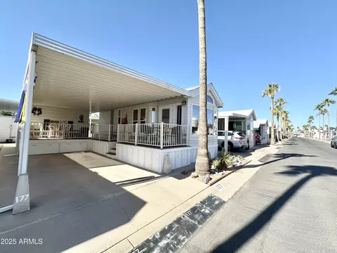 177 S Limestone Dr, Apache Junction, AZ 85119 photo 4