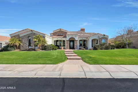 5725 S Topaz Pl, Chandler, AZ 85249