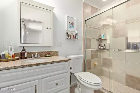 4718 N 35th Way, Phoenix, AZ 85018 photo 13