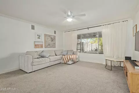 4718 N 35th Way, Phoenix, AZ 85018 photo 8