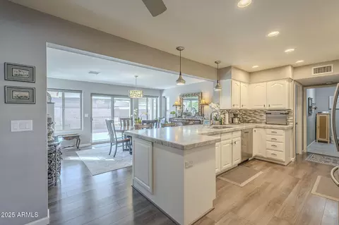 8305 E Lomita Ave, Mesa, AZ 85209