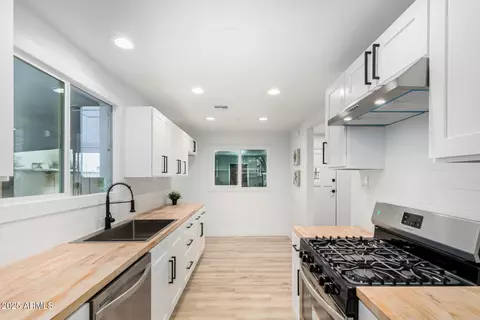2904 W Coolidge St, Phoenix, AZ 85017