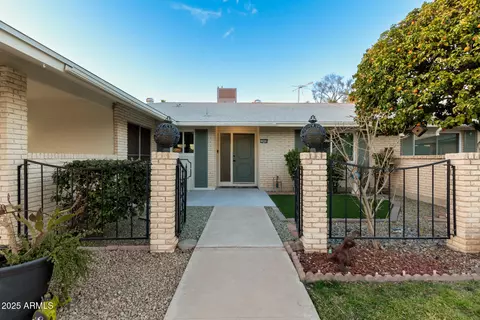 10808 W Kelso Dr, Sun City, AZ 85351