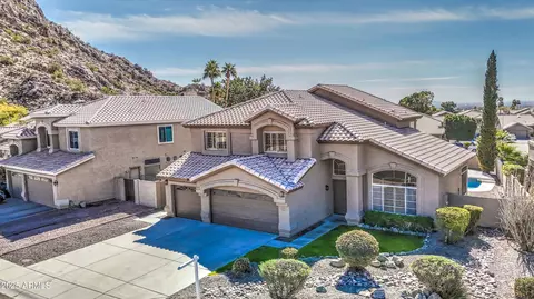 1349 E Rock Wren Rd, Phoenix, AZ 85048