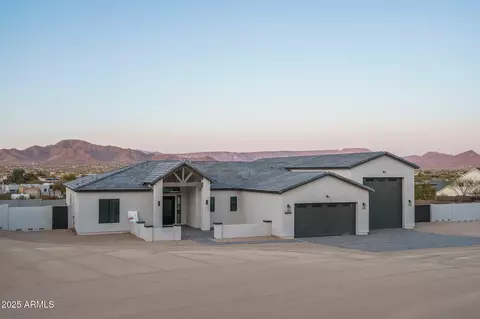 37937 N 31st Ave, Phoenix, AZ 85086