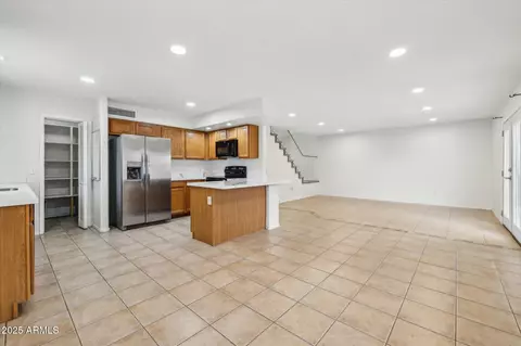 2472 W Hawks Eye Ave, Apache Junction, AZ 85120 photo 8