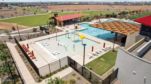 Exterior - 11928 E Aster Ln, Florence, AZ 85132 photo 5 of 7