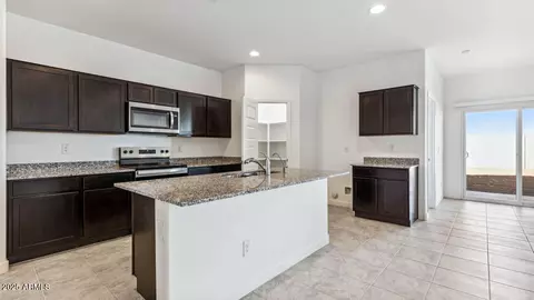Kitchen - 11928 E Aster Ln, Florence, AZ 85132 photo 1 of 1