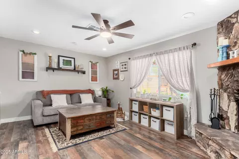 Living - 1353 N Avoca --, Mesa, AZ 85207 photo 2 of 2