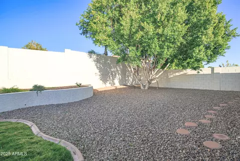 Exterior - 6014 W Bent Tree Dr, Phoenix, AZ 85083 photo 8 of 15