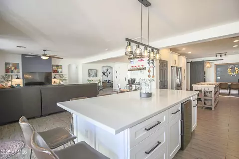 Kitchen - 6014 W Bent Tree Dr, Phoenix, AZ 85083 photo 2 of 11