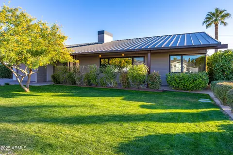 3931 E Glenrosa Ave, Phoenix, AZ 85018