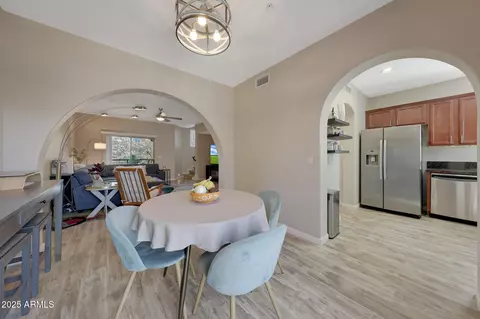 Dining - 3935 E Rough Rider Rd #1055, Phoenix, AZ 85050 photo 1 of 2