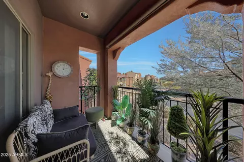 Exterior - 3935 E Rough Rider Rd #1055, Phoenix, AZ 85050 photo 2 of 10