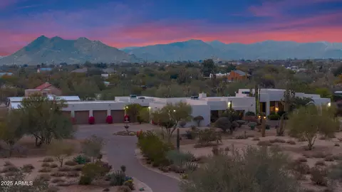 5914 E Dale Ln, Cave Creek, AZ 85331