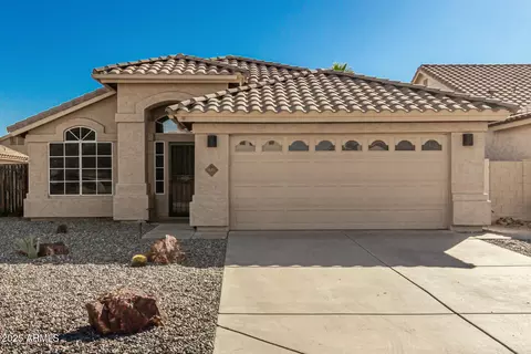 635 W Douglas Ave, Gilbert, AZ 85233