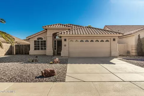 635 W Douglas Ave, Gilbert, AZ 85233 photo 2