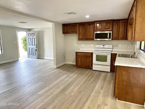 1109 Emerald Ave, Mesa, AZ 85204 photo 5