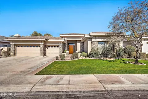 1738 W Yosemite Pl, Chandler, AZ 85248