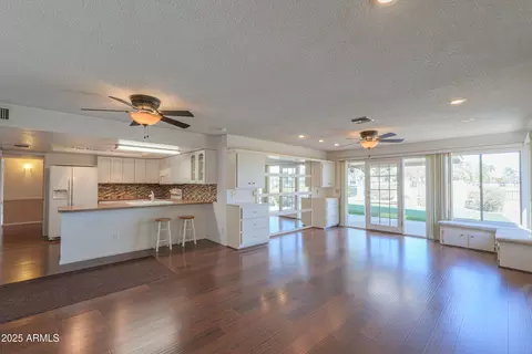 Living - 4506 E Arapahoe St, Phoenix, AZ 85044 photo 6 of 7