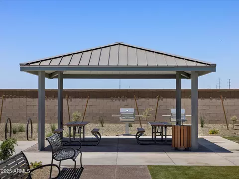 8669 W Warner St, Tolleson, AZ 85353 photo 9
