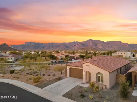 7165 S Bruins Rd, Gold Canyon, AZ 85118