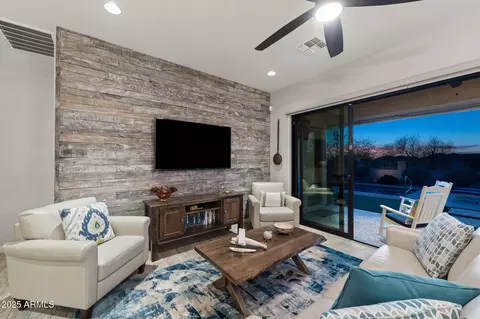 2046 N Red Clf, Mesa, AZ 85207 photo 16