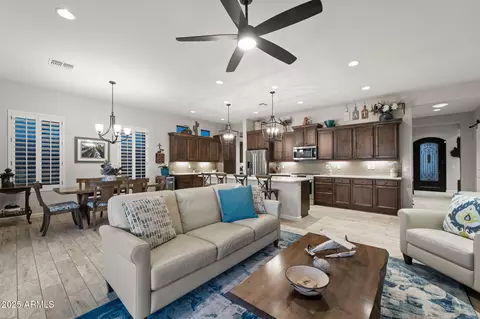 2046 N Red Clf, Mesa, AZ 85207 photo 14