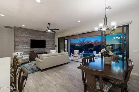 2046 N Red Clf, Mesa, AZ 85207 photo 6