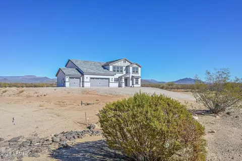 Exterior - 1510 E Red Range Way, Phoenix, AZ 85085 photo 4 of 7