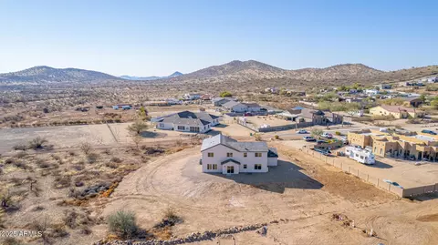 View/Area - 1510 E Red Range Way, Phoenix, AZ 85085 photo 1 of 7