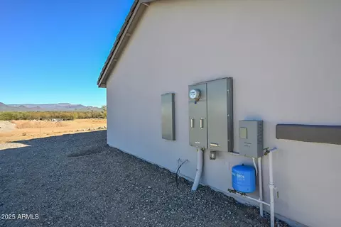 Exterior - 1510 E Red Range Way, Phoenix, AZ 85085 photo 7 of 7
