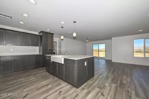 Kitchen - 1510 E Red Range Way, Phoenix, AZ 85085 photo 6 of 6