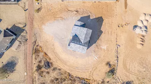 View/Area - 1510 E Red Range Way, Phoenix, AZ 85085 photo 5 of 7