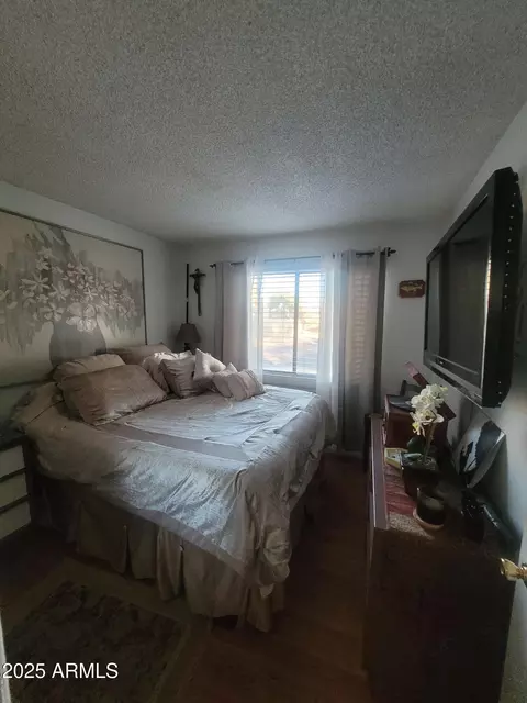 Bedroom - 6830 W Devonshire Ave, Phoenix, AZ 85033 photo 1 of 3