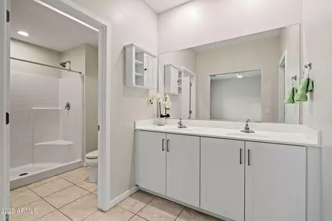 2820 E Tracy Ln #1, Phoenix, AZ 85032 photo 13
