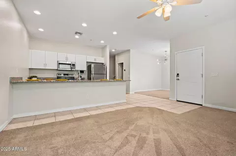 2820 E Tracy Ln #1, Phoenix, AZ 85032 photo 8