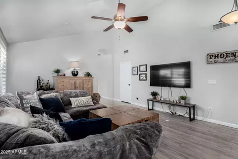 Other - 4411 E Lone Cactus Dr, Phoenix, AZ 85050 photo 4 of 8