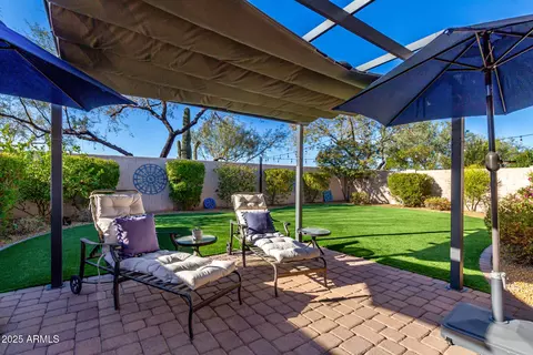 Exterior - 4411 E Lone Cactus Dr, Phoenix, AZ 85050 photo 3 of 6