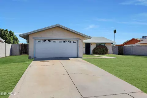 Exterior - 14637 N 36th Dr, Phoenix, AZ 85053 photo 2 of 4