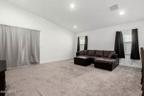 Living - 7316 S 22nd Ln, Phoenix, AZ 85041 photo 1 of 2