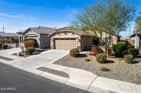 Exterior - 7316 S 22nd Ln, Phoenix, AZ 85041 photo 2 of 3