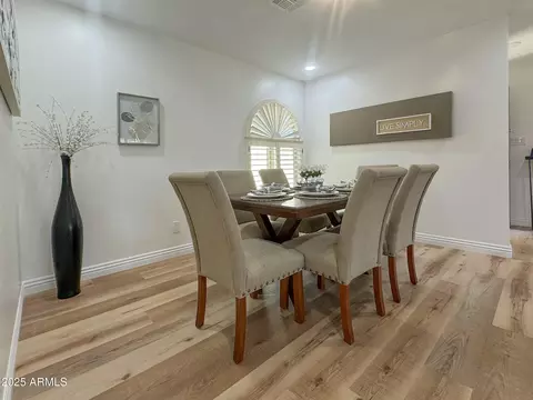Dining - 15021 N 7th Dr, Phoenix, AZ 85023 photo 1 of 1