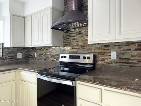 Kitchen - 15021 N 7th Dr, Phoenix, AZ 85023 photo 1 of 1